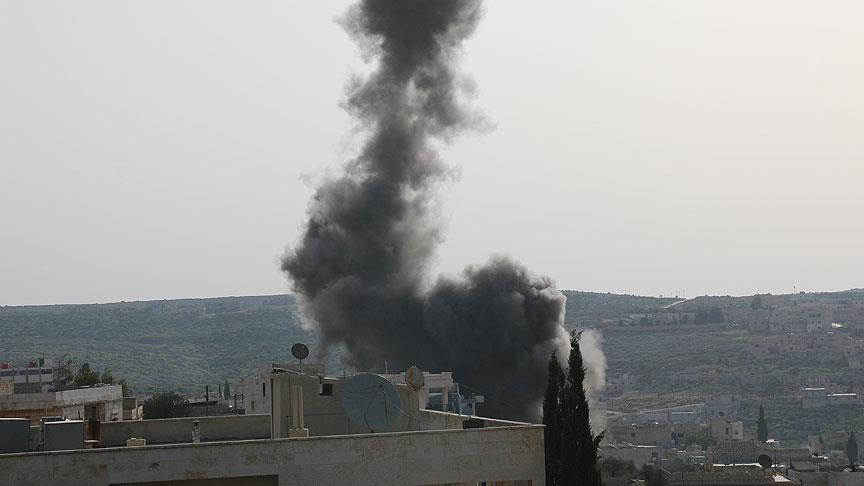 Nastavljeni zračni udari na naselja u Idlibu i Homsu u kojim je poginulo najmanje 13 civila