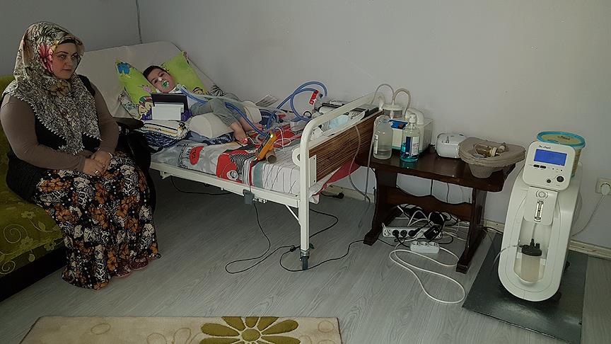 SMA hastası minik Ömer tedavi için yardım bekliyor