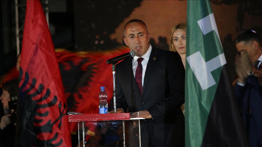 Pritje festive për Haradinajn në Prishtinë