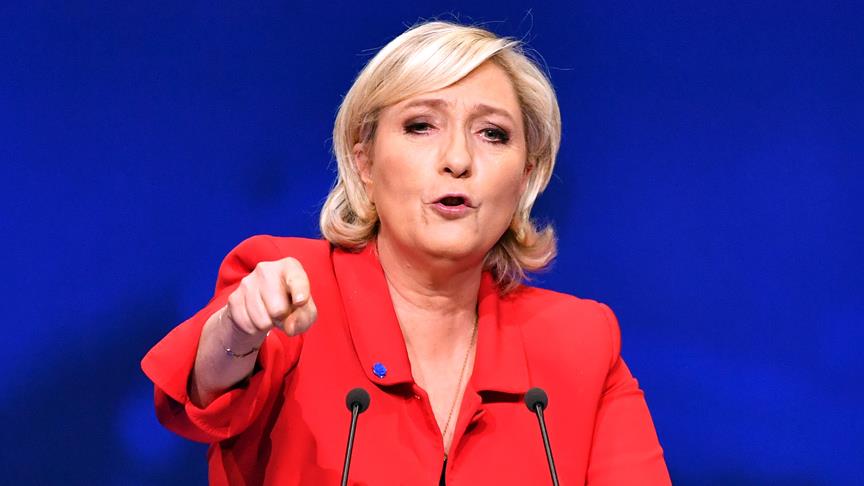 Le Pen tehlikesine dikkati çekmek için 3 saat "havladı"