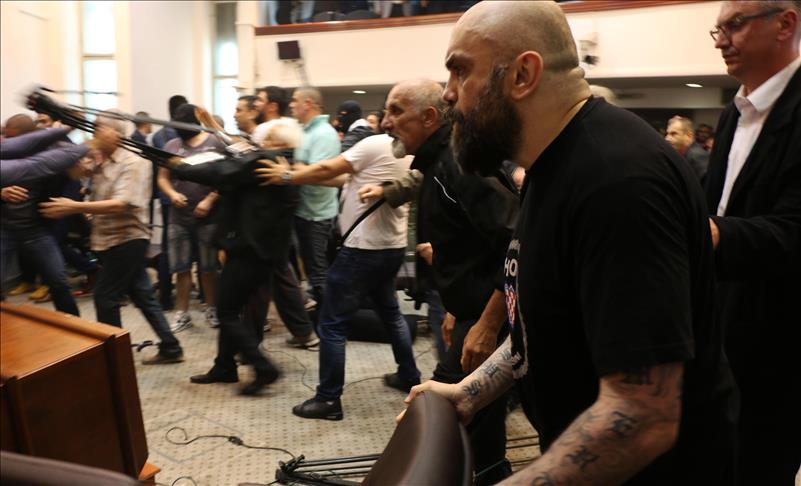 Përfaqësuesit ndërkombëtar në Shkup, dënojnë "sulmin e organizuar ndaj Kuvendit"