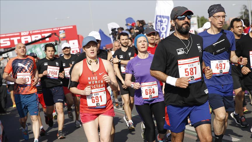 Shpallen fituesit për gjysmëmaratonën në Stamboll 