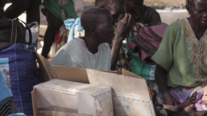 UN airlifts aid to Congolese refugees in Angola