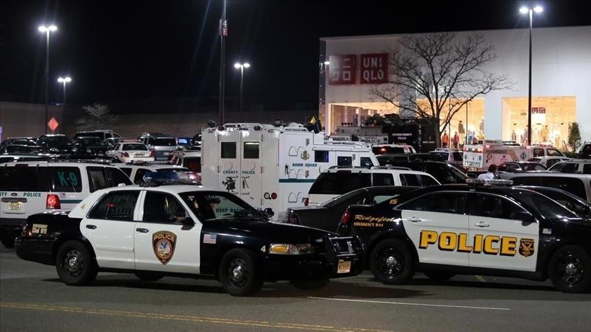 1 killed by US gunman distraught over breakup