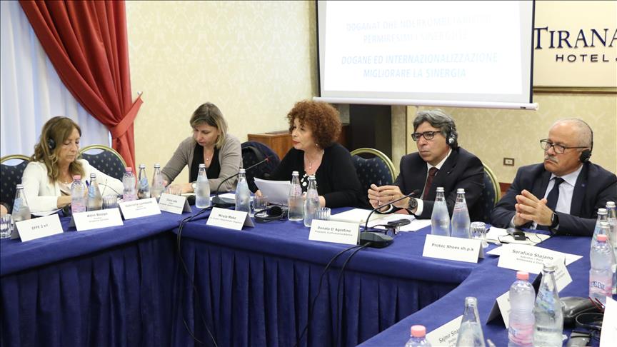 Tiranë, mbahet forumi për procedurat doganore