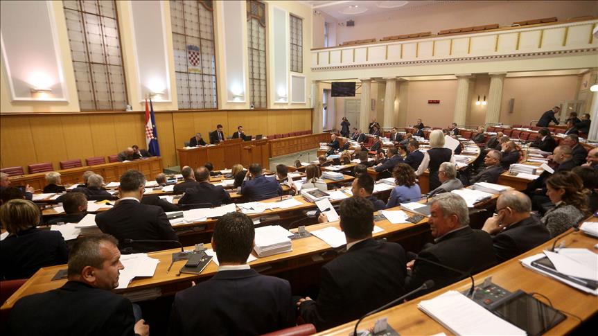 Hrvatska: Burna saborska rasprava o povjerenju ministru Zdravku Mariću