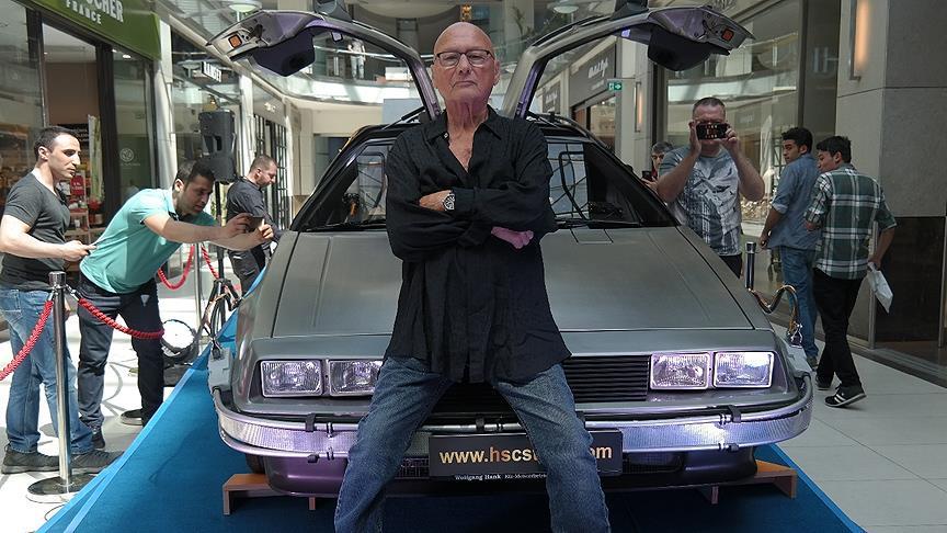 James Tolkan ile zaman makinesi İstanbul'a geldi