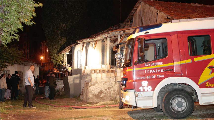 Li Enqerayê şewat