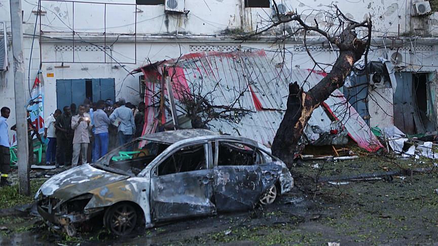 Somalia car bomb kills 6
