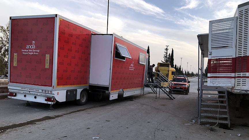 Turkey sends mobile clinic to Syria