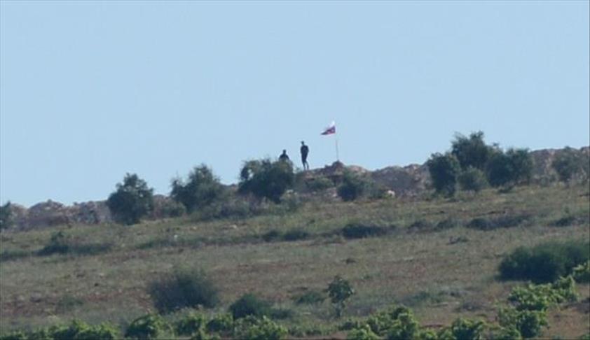 Syrie: Des drapeaux russe et syrien hissés à Alep par le PYD
