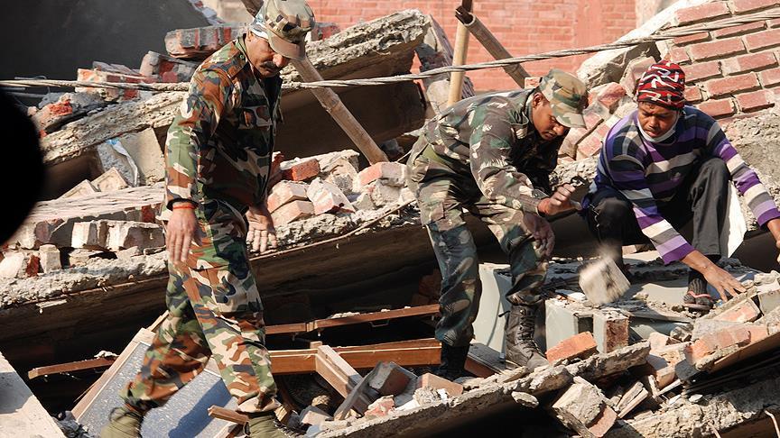 Обрушение стены дома в Индии, 24 погибших