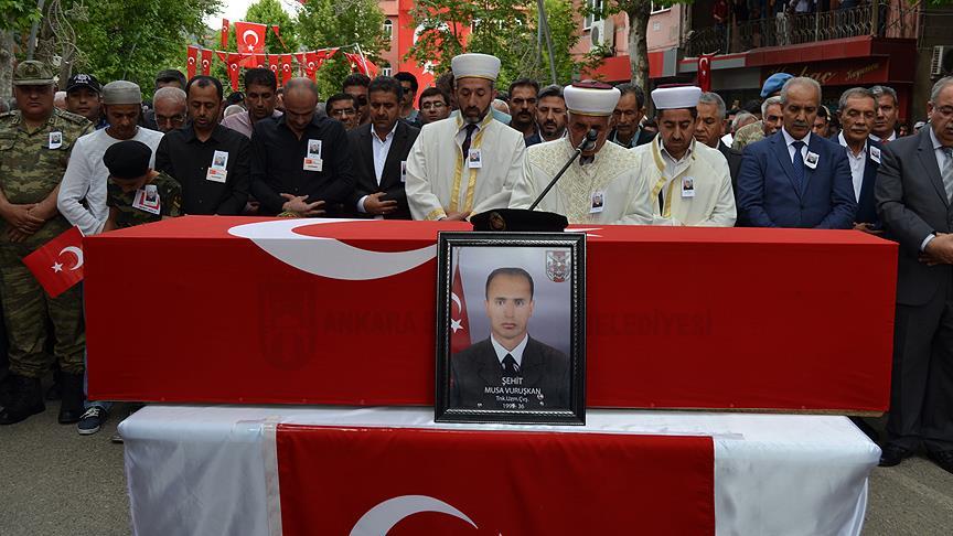 Şehit Uzman Çavuş Vuruşkan son yolculuğuna uğurlandı