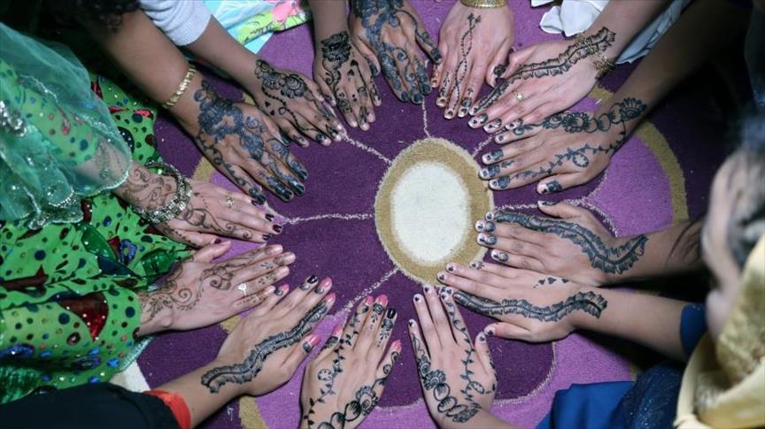 ليلة الحناء في إثيوبيا لكل قبيلة رسمة