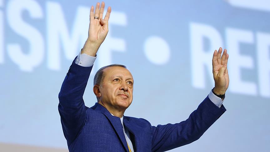 Cumhurbaşkanı Erdoğan, yeniden AK Parti Genel Başkanı