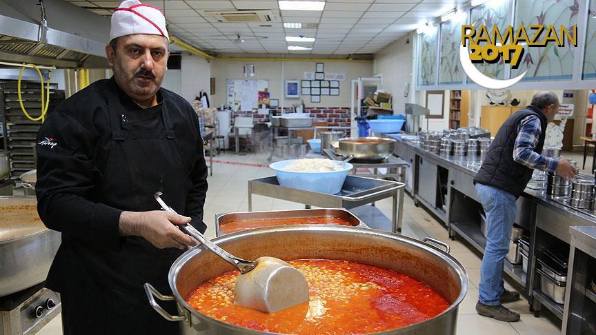 Ramazan sofraları binlerce kişiyi ağırlayacak
