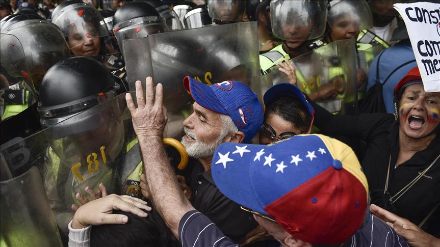 Nove žrtve na protestima u Venecueli