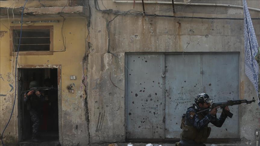 Iraqi forces pound Mosul’s Old City ahead of ground op