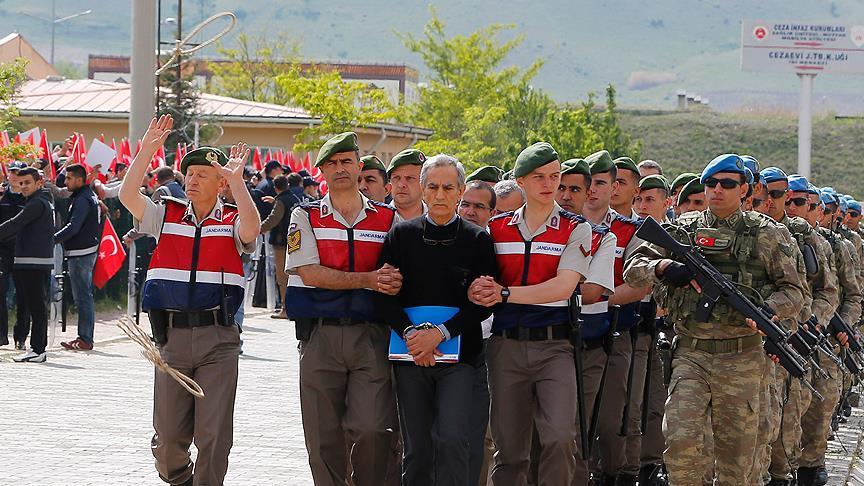 В Анкаре начался суд над рядом организаторов путча