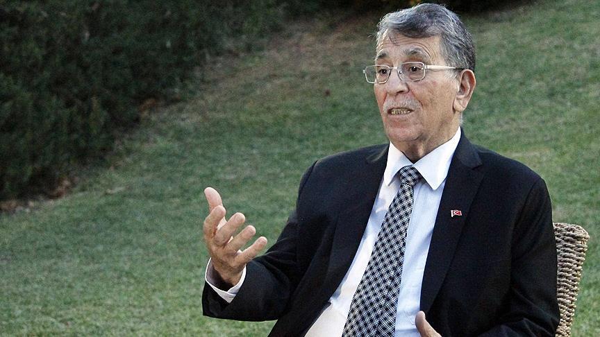 Erşat Hürmüzlü: Türkmenler olarak bu toprakları bırakmamız mümkün değil