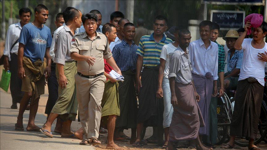 Myanmar frees political prisoners ahead of peace talks