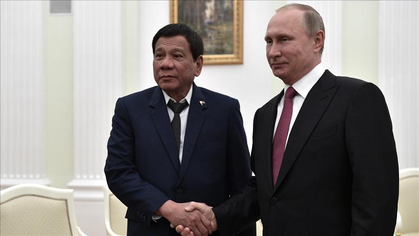 Lutte contre Daech : Duterte sollicite l’aide de la Russie