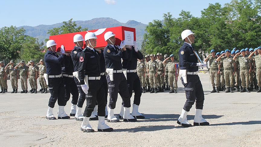 Şırnak'ta şehit  polis memuru için tören