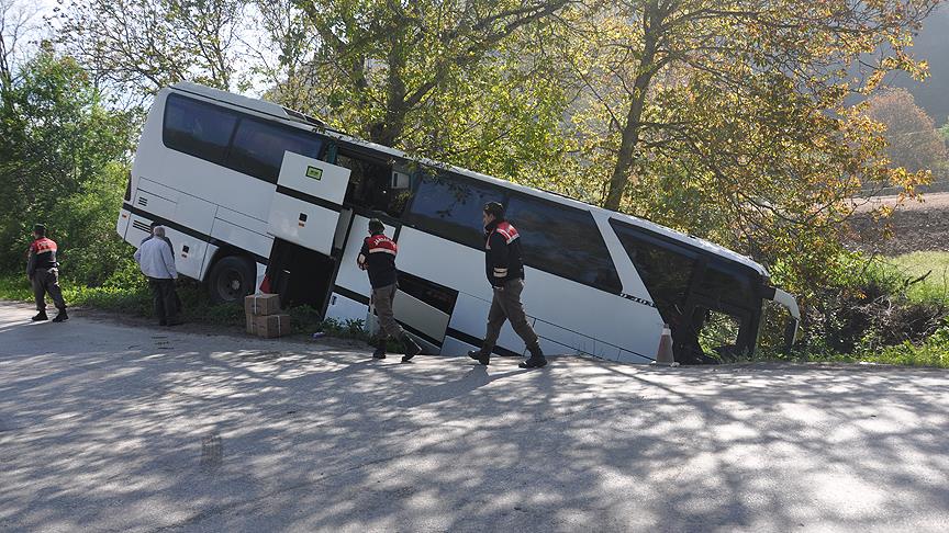Bolu'da otobüs dere yatağına düştü: 7 yaralı