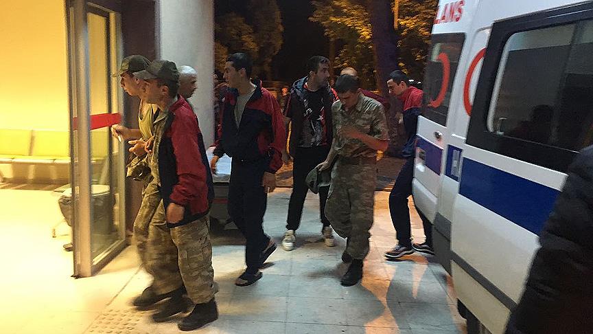 Manisa Kırkağaç'ta müşahede altında bulunan 68 asker taburcu edildi