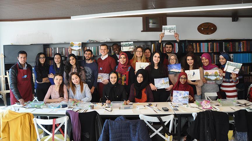 Иностранные студенты предпочитают учебу в Турции