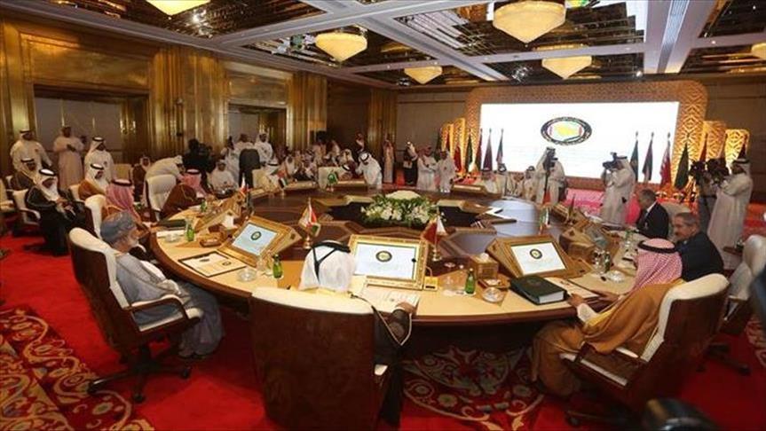 دعوات متزايدة لاحتواء الأزمة القطرية- الخليجية بالحوار  (تقرير)