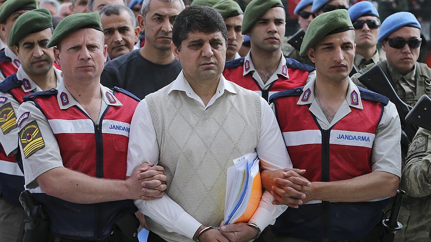 Darbeci Albay Öztürk'ün savunmasını görüntüler çürüttü