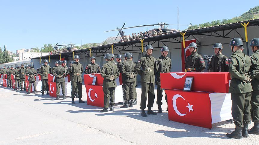 شرناق التركية تودّع شهداء المروحية المنكوبة 