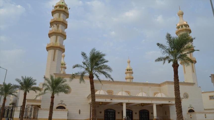 في مجمع "البلد الأمين" بمكة المكرمة.. عبادة وعلاج وتعليم ورياضة (تقرير)