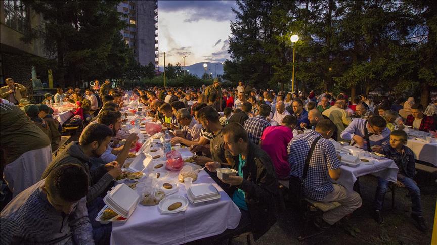 U Zenici organiziran iftar za 400 osoba 