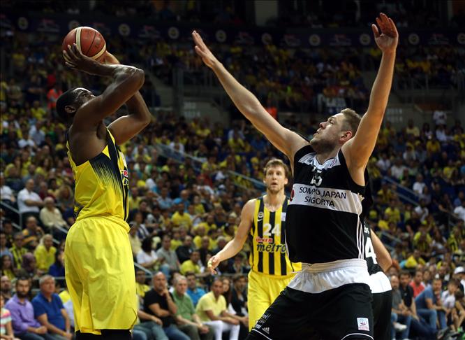 Basketball: Fenerbahce beat Besiktas, lead series 2-0