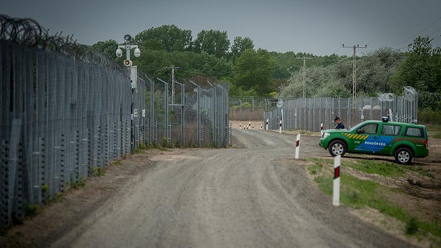 Венгрия предотвращает проникновение мигрантов