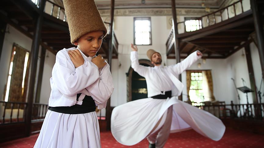 Mevleviliğe adanan hayatlar