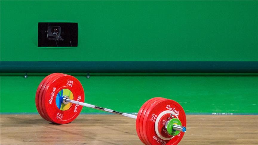ایران قصد شرکت در مسابقات وزنه‌برداری زنان المپیک را دارد