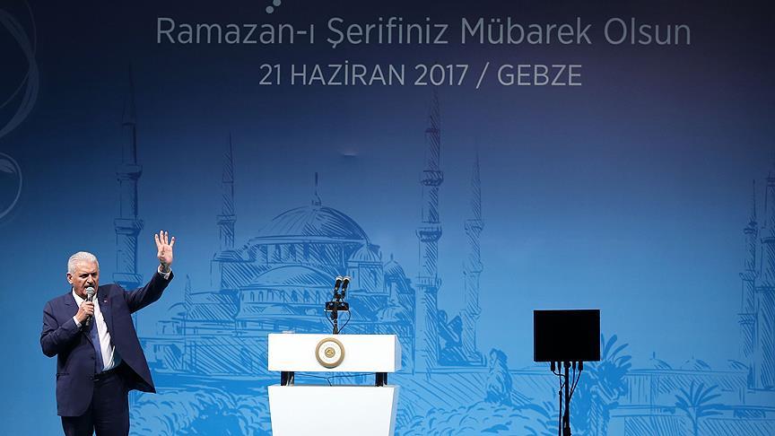 Başbakan Yıldırım: Hiç kimse Türkiye'yi medeniyet yolculuğundan geri çeviremez