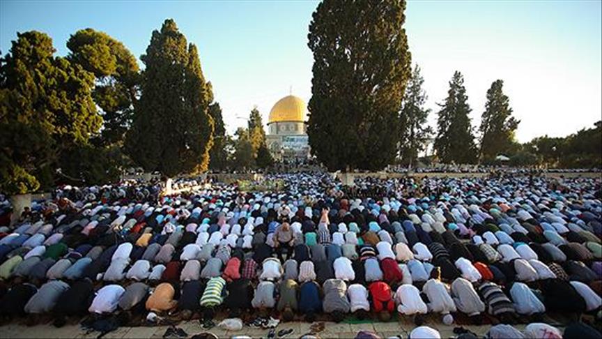 90 ألفًا يؤدون صلاة العيد في المسجد الأقصى‎