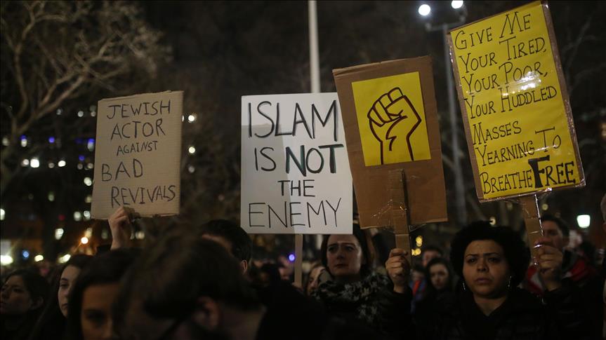Address 'white supremacy' to fight Islamophobia in West
