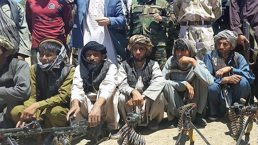 مقتل 10 من الشرطة الأفغانية في هجوم لـ"طالبان" غربي البلاد