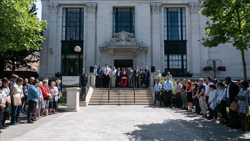 Ceremoni përkujtimore për viktimat e sulmit terrorist në Londër