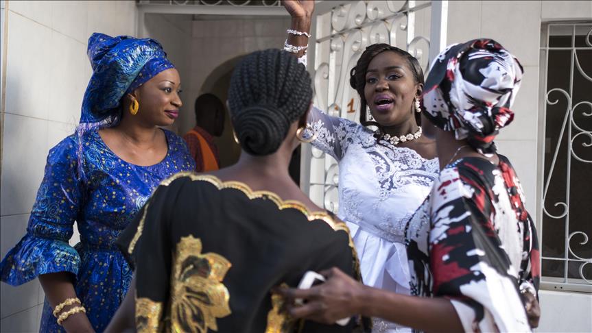 Sénégal : Au deuxième jour de l’Aid-el fitr, les jeunes filles font la loi