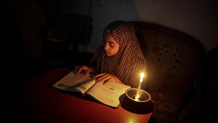 Thellohet kriza e energjisë elektrike në Gaza