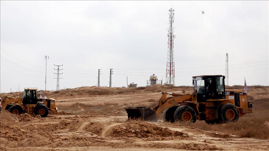 Hamas building buffer zone along Egypt border
