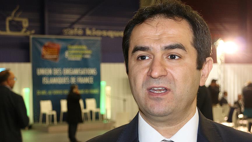 Fransa İslam Konseyi Başkanı Oğraş: Dini teröre alet edenlerle mücadele etmek gerekiyor