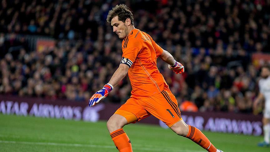 Casillas, Porto'da kaldı