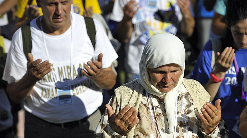 Thousands march to honor Srebrenica victims in Bosnia